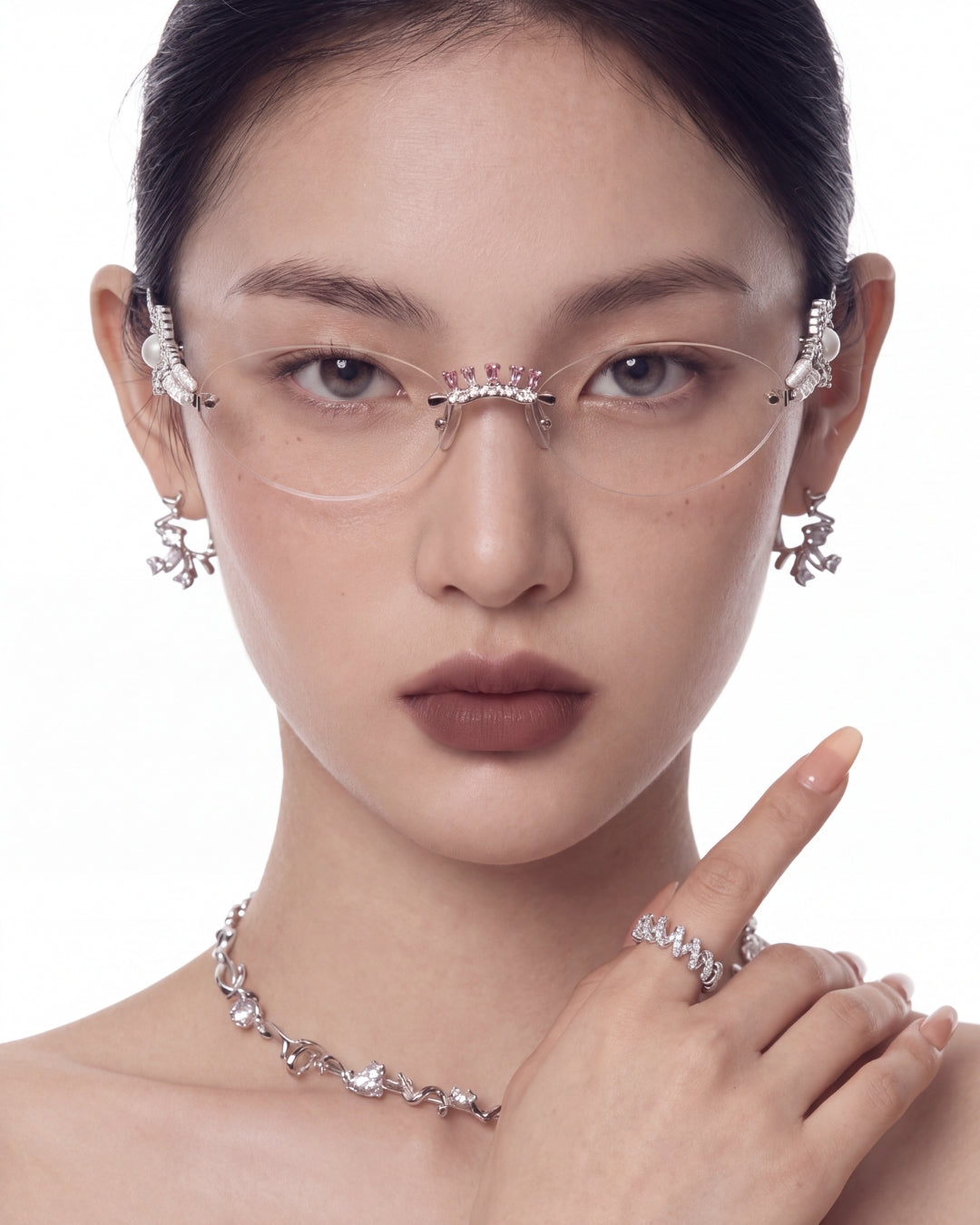 Colette Ring in frosted silver platinum