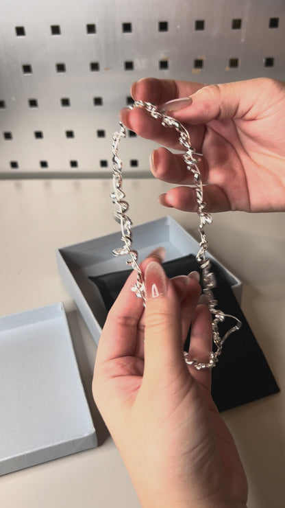 Colette Necklace in frosted silver platinum